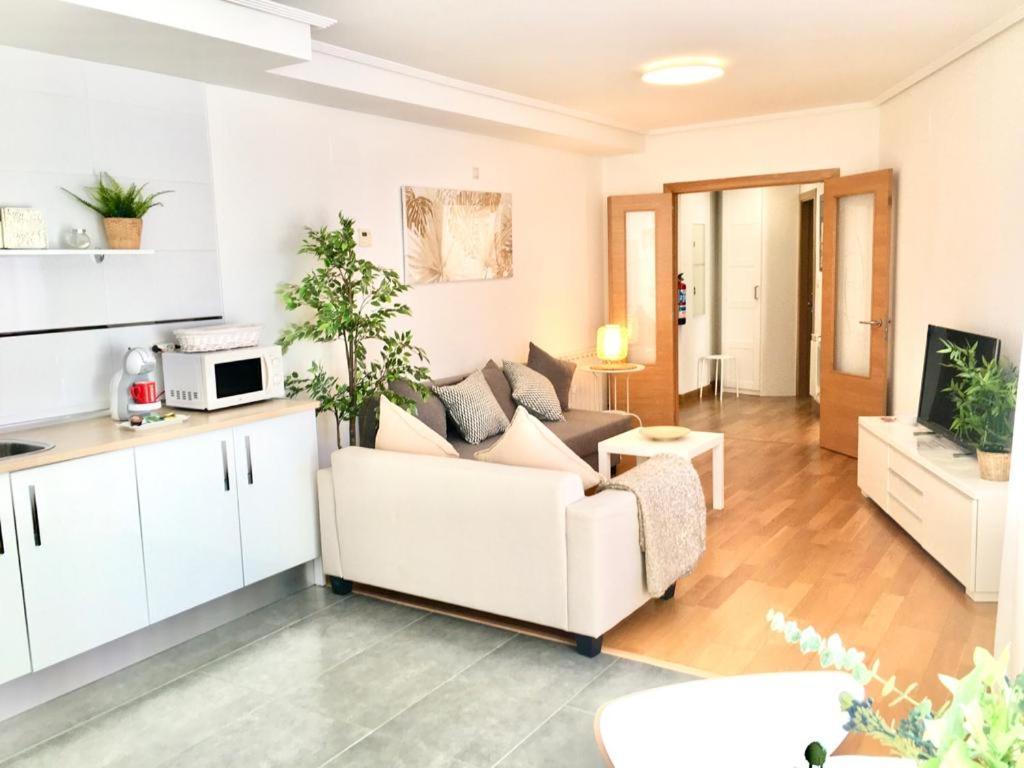 Apartament Apartamento 1 Centrico Garaje Wi-Fi Para Trabajar Castro Urdiales Zewnętrze zdjęcie