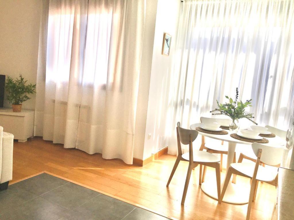 Apartament Apartamento 1 Centrico Garaje Wi-Fi Para Trabajar Castro Urdiales Zewnętrze zdjęcie